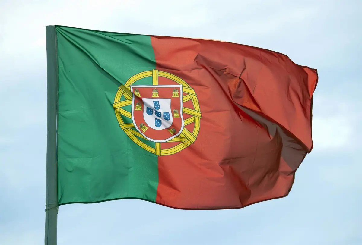 Registran la sede central del Partido Socialista de Portugal por una investigación de corrupción
IHG refuerza su apuesta por el ...