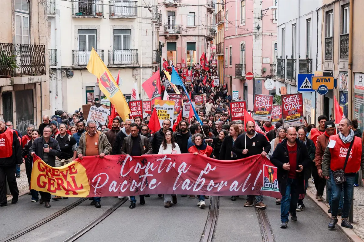 El Gobierno portugués enfrenta la segunda huelga general en seis meses contra su reforma laboral
Pierre & Vacances da el salto a...