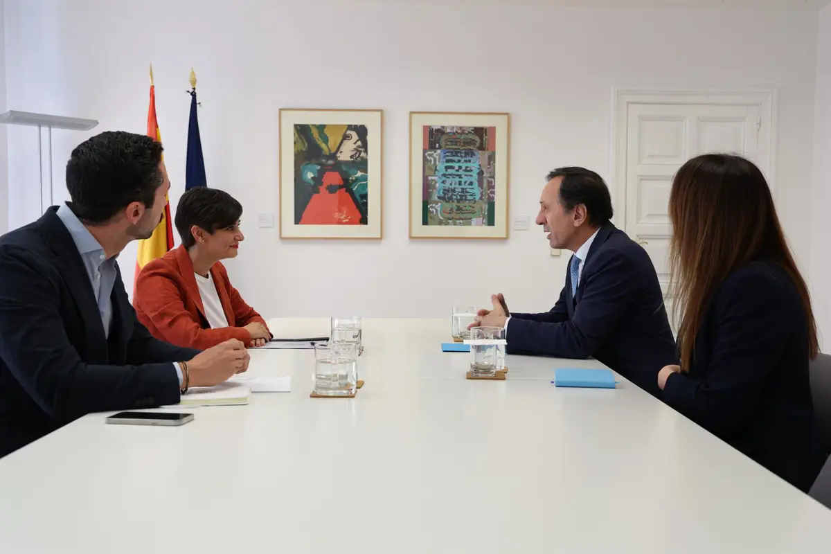 Rodríguez se reúne con el embajador de Portugal para reforzar la relación en materia de vivienda
Ricoh nombra a Ramon Martin, CE...