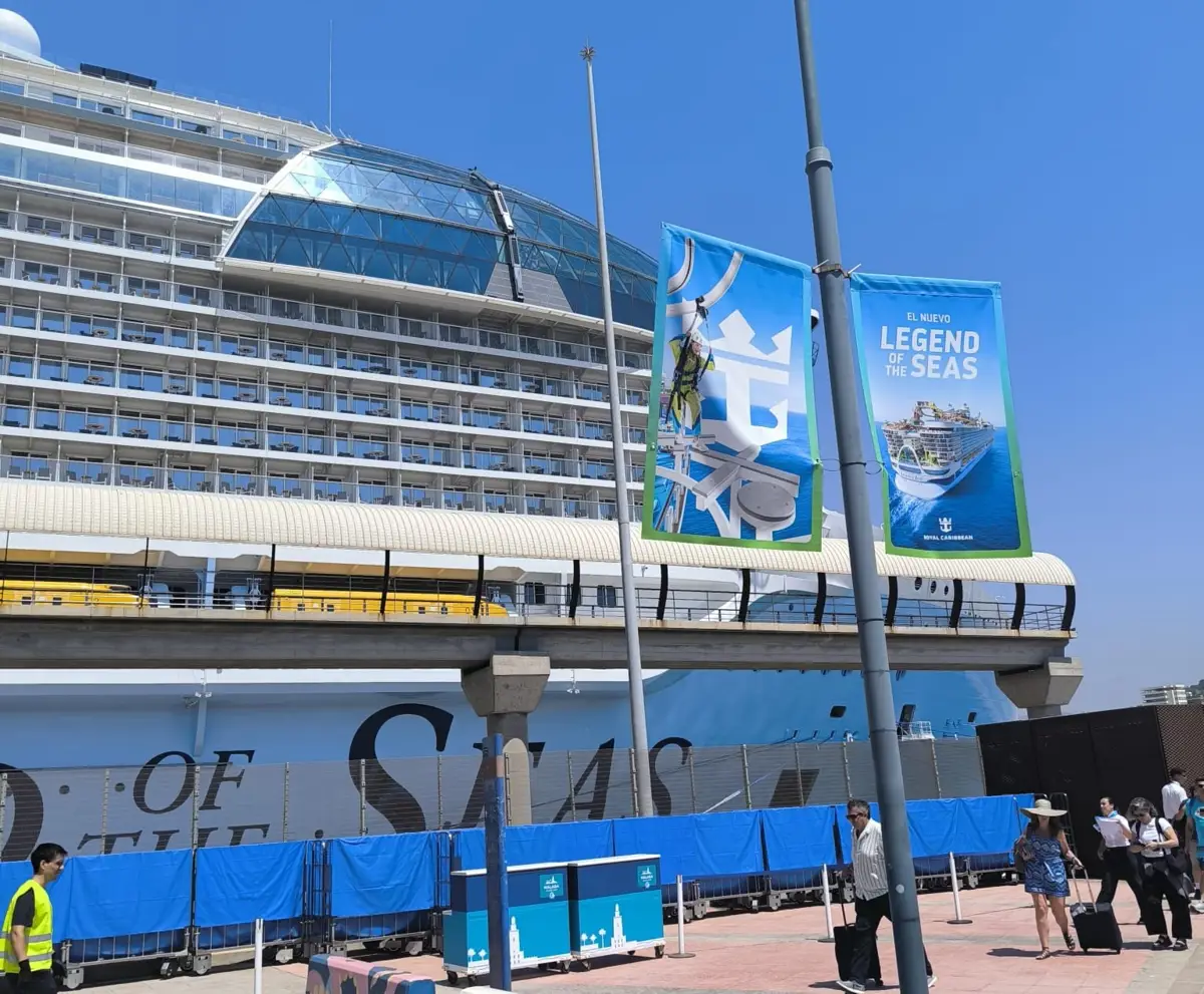 Royal Caribbean destaca la "tendencia creciente" en España con un aumento anual del 10% en sus reservas
Plenergy alcanza 400 gas...