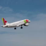 El Gobierno luso recibirá este martes la evaluación de las ofertas de Lufthansa y Air France-KLM por TAP
TAP dispara un 40% sus ...